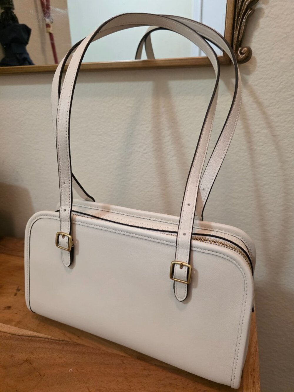 Coach Swing Zip